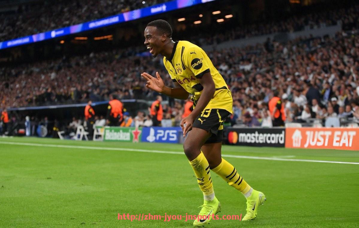 jiuyou九游娱乐-篮球运动员“突破第一步重心深度”是否影响与防守者身体对抗的效果